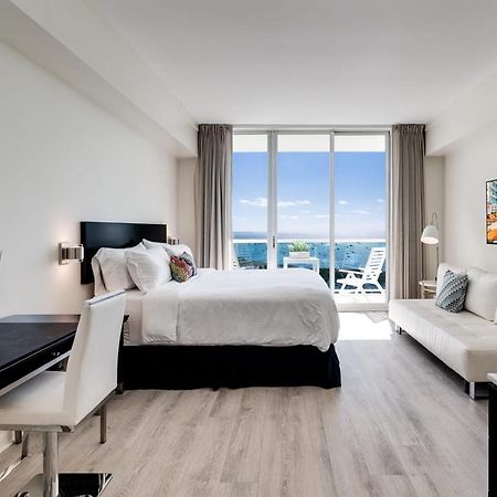 マイアミ Ocean View Balcony Steps From Restaurants, Peacock Park & Marinaヴィラ エクステリア 写真