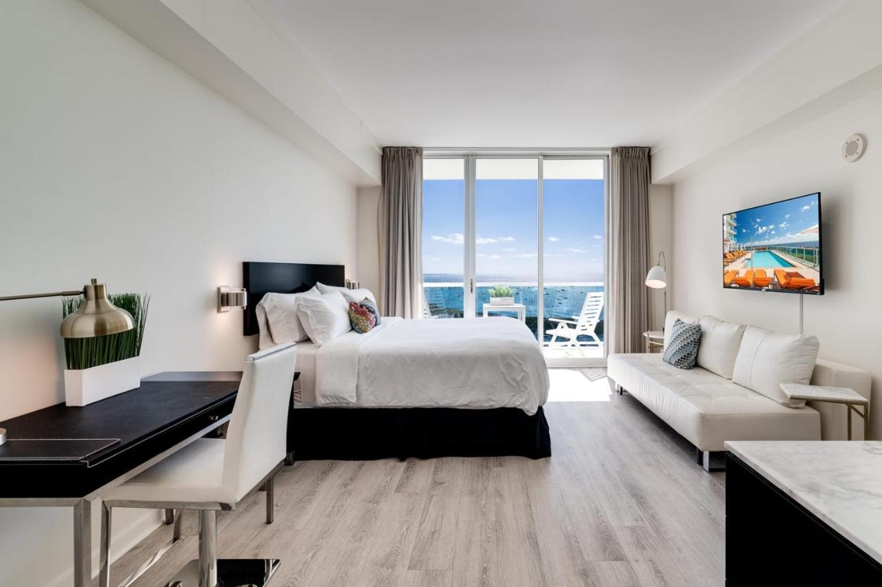マイアミ Ocean View Balcony Steps From Restaurants, Peacock Park & Marinaヴィラ エクステリア 写真